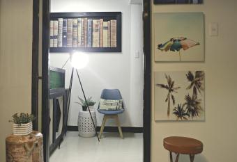 Mactan-Cebu Airport Budget Hotel allows 18 year olds to book a room