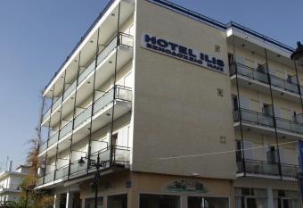 Ilis Hotel has Balcony rooms