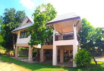 Baan2rai has Balcony rooms