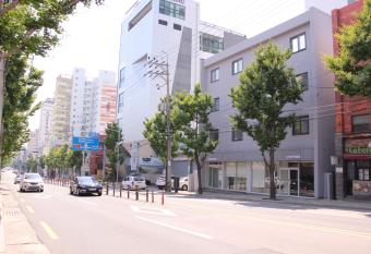 Wood House Hotel allows 18 year olds to book a room