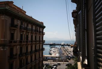 Gramsci Luxury Rooms allows 18 year olds to book a room