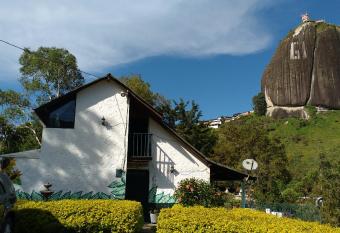 Las Caba  as Castillos del Lago has Balcony rooms