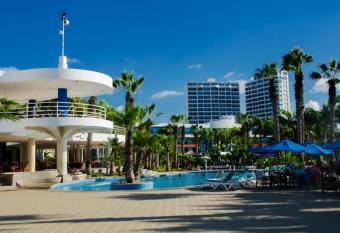 Spectacular Ocean View Apartment has rooms with a private hot tub