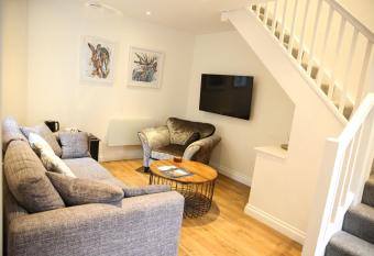 Latimer House allows 18 year olds to book a room