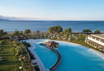 Giannoulis     Cavo Spada Luxury Sports & Leisure Resort & Spa has Balcony rooms