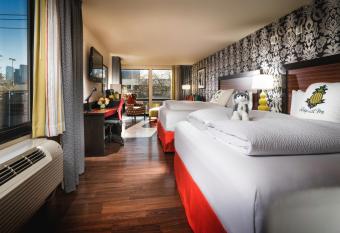 Staypineapple, The Maxwell Hotel, Seattle Center Seattle has Balcony rooms