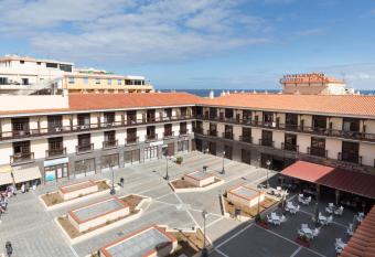 Be Smart Florida Plaza has Balcony rooms