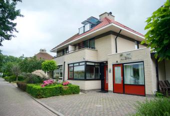 B&B Jardin - Schagen allows 18 year olds to book a room