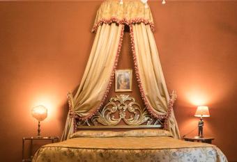 Luxury balcony apartment has Balcony rooms