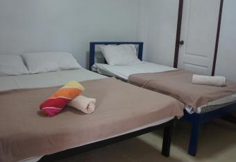 JJ Guesthouse has Balcony rooms