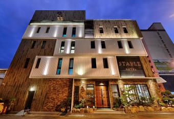 STABLE HOTEL allows 18 year olds to book a room