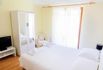 Apartment ANA Podstrana has Balcony rooms