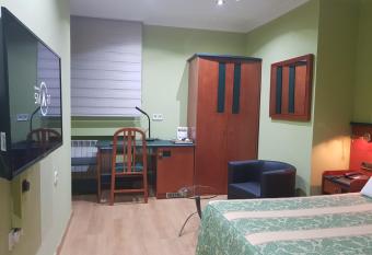 Idh Angel allows 18 year olds to book a room