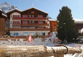 Hotel Alpina Dependance vom Hotel Desiree has Balcony rooms