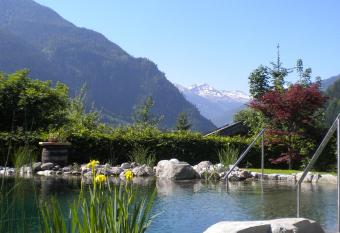 Haus Katharina has Balcony rooms