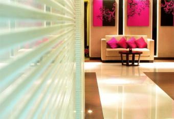 Grand Inn Hotel has Smoking rooms