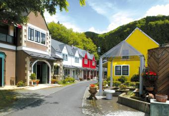 Hotel Euro City has Smoking rooms