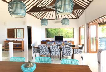 Villa Putih has Balcony rooms