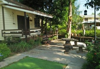 Wasuthan Garden House has Balcony rooms