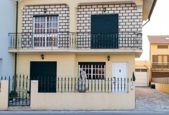 Mar Rosa has Balcony rooms
