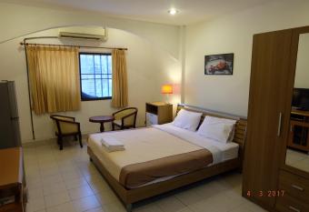 Piccolo Restaurant and Guest house allows 18 year olds to book a room