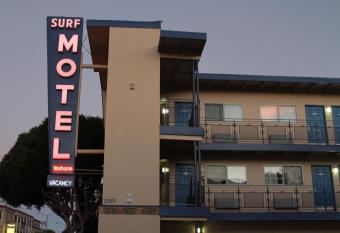 Surf Motel has Smoking rooms