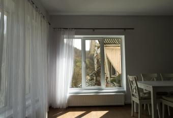 Casa Petru Stolna has Balcony rooms