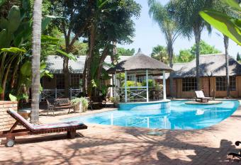 Summerview Guest Lodge has Balcony rooms