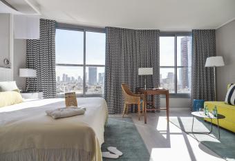 Melody Hotel - an Atlas Boutique Hotel allows 18 year olds to book a room