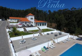 Casa Pinha has Balcony rooms
