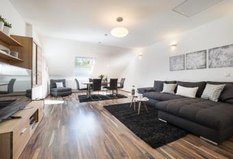 Miralior Apartment Mainz allows 18 year olds to book a room