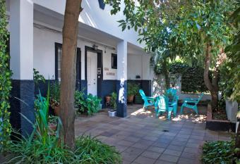 Casa Alb  itar has Balcony rooms