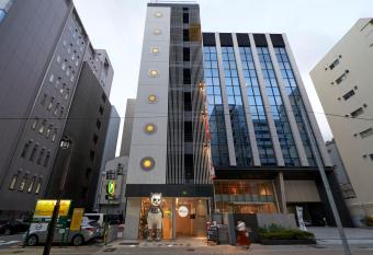 WeBase Hakata Hostel allows 18 year olds to book a room