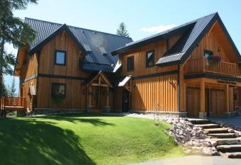 Canyon Ridge Lodge allows 18 year olds to book a room