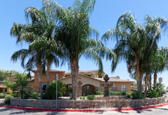 Siegel Select Casa Grande allows 18 year olds to book a room