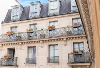 H  tel Aston has Balcony rooms