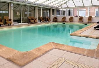 Logis Hostellerie Du Mont Aim   has Balcony rooms