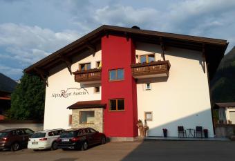 Alpin Resort Austria has Balcony rooms