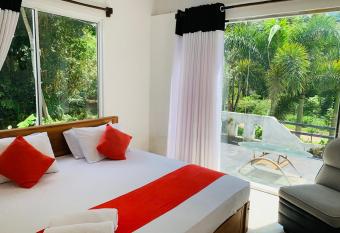 Chill House safari resort has Balcony rooms