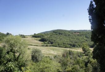 Villa Borgo la Fungaia has Balcony rooms