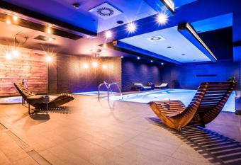 Rezydencja Guba    wka has Balcony rooms