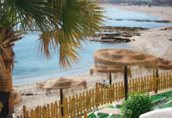 Hotel Patricia has Smoking/Balcony rooms