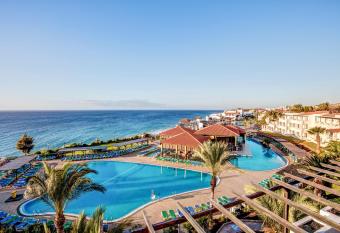 TUI MAGIC LIFE Fuerteventura - All Inclusive allows 18 year olds to book a room