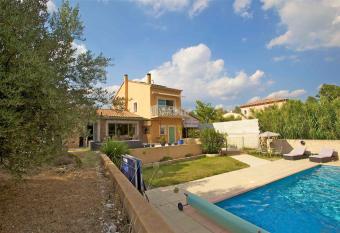 Provence calme et confort has Balcony rooms