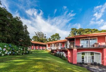Enotel Santo da Serra has Balcony rooms