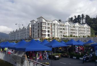 My Home Apartment @ Golden Hills has Balcony rooms