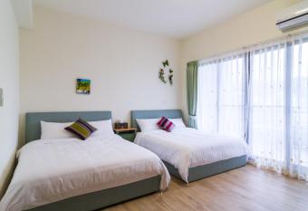 Wendy s home Toucheng Mansion B has Balcony rooms