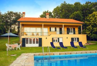 5 bedrooms house with private pool enclosed garden and wifi at Paredes de Coura has Smoking/Balcony rooms