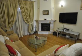 Apartamento Algarve Holidays allows 18 year olds to book a room