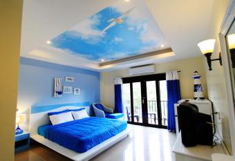 Coco Nori @ Sea Resort has Balcony rooms